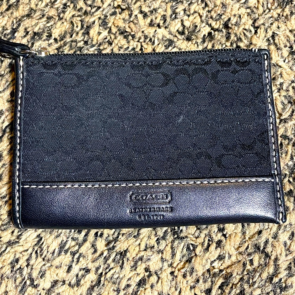 Coach coin/card holder